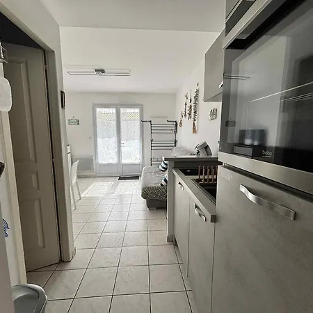 T2 A 100m De La Avec Parking Privatif - Fr-1-194-359 Apartment