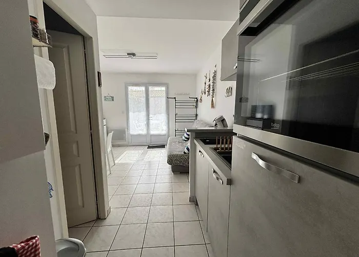 T2 A 100m De La Avec Parking Privatif - Fr-1-194-359 Apartment